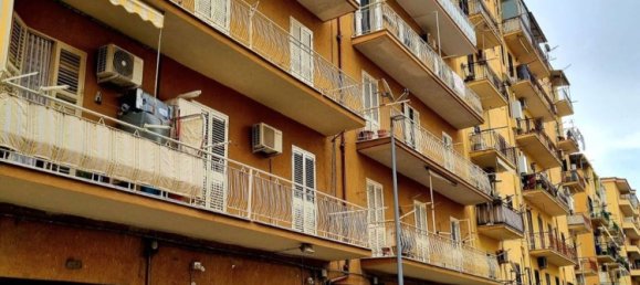 Apartamento de 5 dormitorios en Agrigento, Italy No. 323867 4