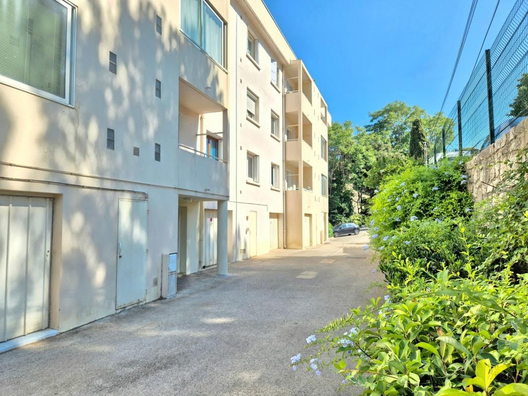 3 Schlafzimmer Wohnung in La Seyne-sur-Mer, France, Nr. 295070