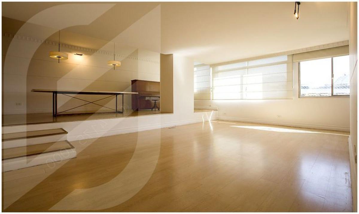 Apartamento de 3 dormitorios en Sao Paulo, Brazil No. 567979