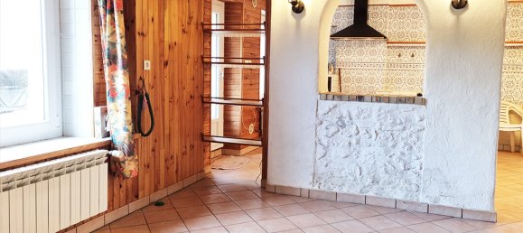 2 bedrooms House in Puy-de-Dome, France No. 305657 6