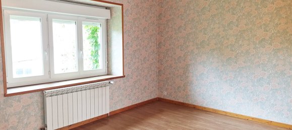 2 bedrooms House in Puy-de-Dome, France No. 305657 10