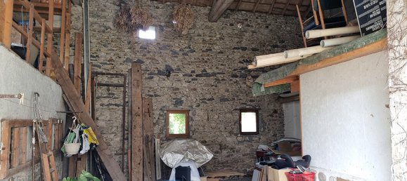 2 bedrooms House in Puy-de-Dome, France No. 305657 21