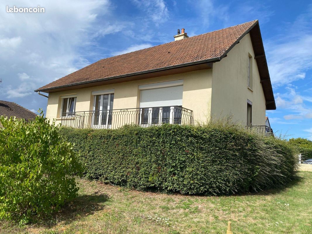 2 bedrooms House in Sarthe, France No. 342007