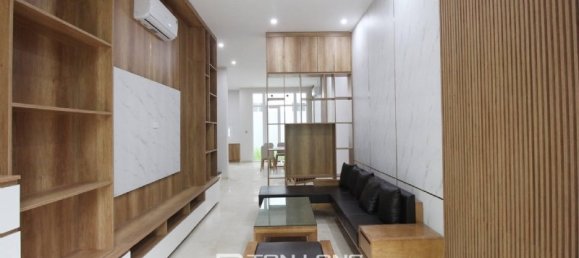 4 bedrooms Villa in Tay Ho, Vietnam No. 769 3