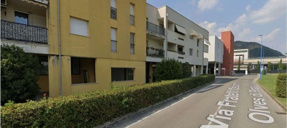 Коммерческая недвижимость 118м² в Брешиа, Италия № 283793 9