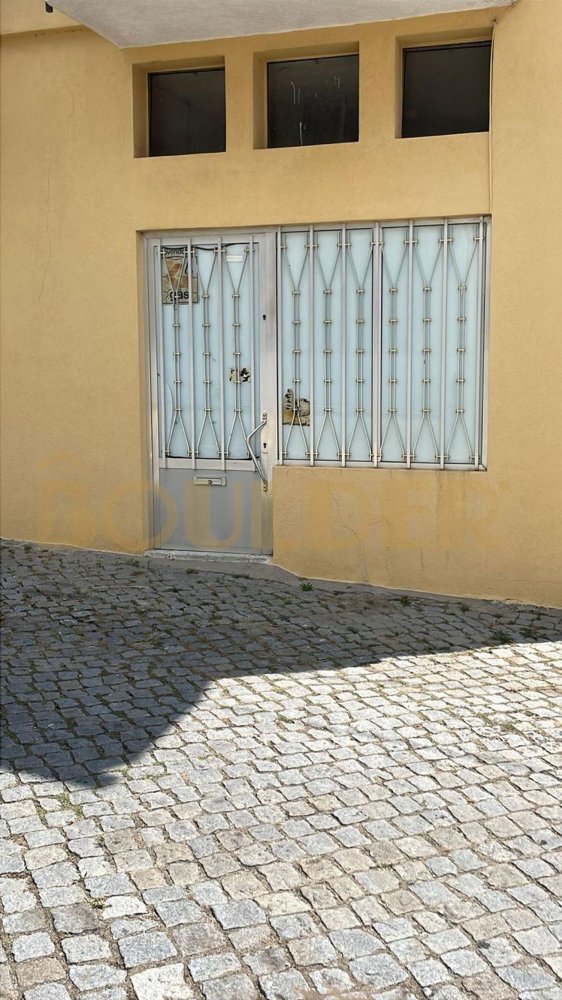 64m² Commercial property in Travassos, Portugal No. 277763