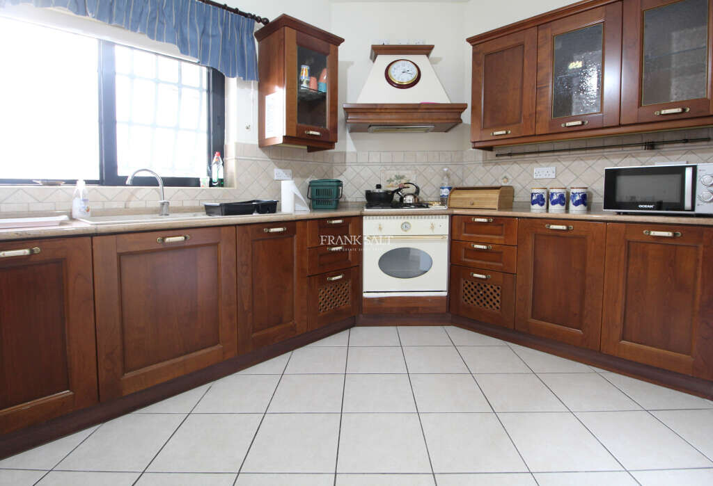 Дом с 6 спальнями в Гаргур, Мальта № 4384