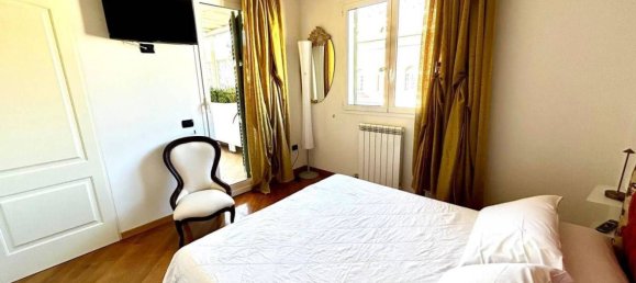 3-salle Appartement à Loano, Italy No. 14330 13