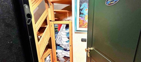 3-salle Appartement à Loano, Italy No. 14330 22