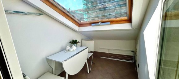 3-salle Appartement à Loano, Italy No. 14330 27