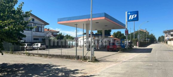 5-salle Entrepôt à San Vito Chietino, Italy No. 68256 20