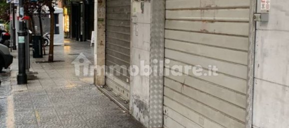 1 room Commercial property in Naples, Italy No. 123422 2