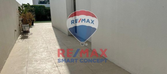 Moradia em banda T3 em Yas Island, UAE N.º 21937 13