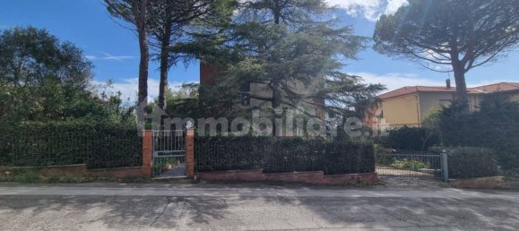 4 Schlafzimmer Villa in Macerata, Italy, Nr. 172056 2