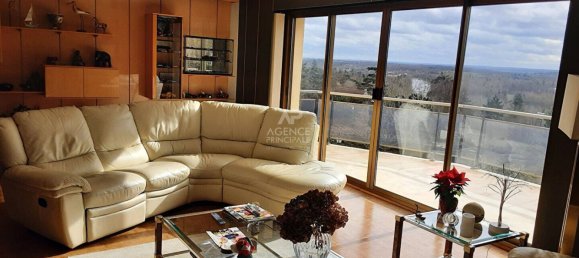 5 bedrooms House in Cergy, France No. 175502 4