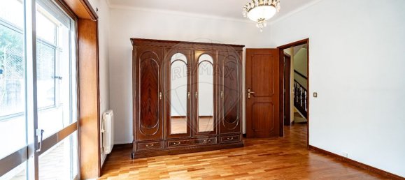 5 bedrooms House in Tavarede, Portugal No. 180713 14