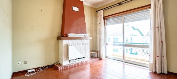 5 bedrooms House in Tavarede, Portugal No. 180713 3