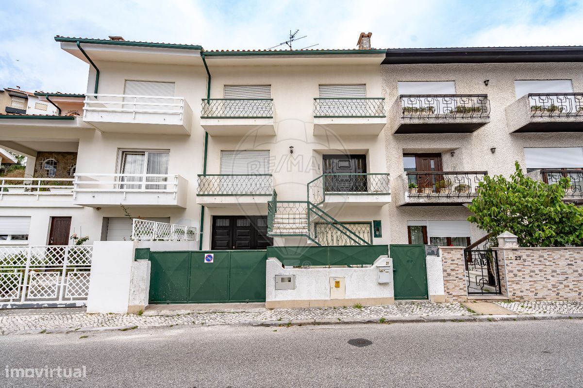 5 bedrooms House in Tavarede, Portugal No. 180713