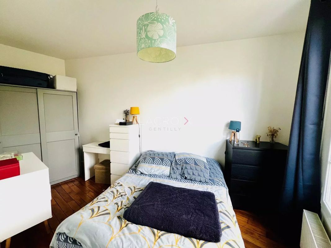 2 chambres Appartement à Gentilly, France No. 181998