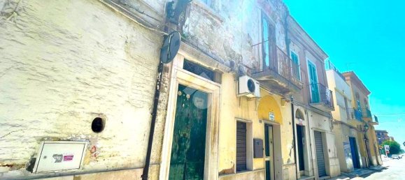 2 rooms Commercial property in San Severo, Italy No. 78105 11