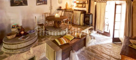 2 bedrooms House in Ortignano Raggiolo, Italy No. 114755 20