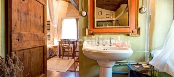 2 bedrooms House in Ortignano Raggiolo, Italy No. 114755 33