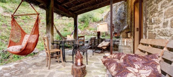 2 bedrooms House in Ortignano Raggiolo, Italy No. 114755 16