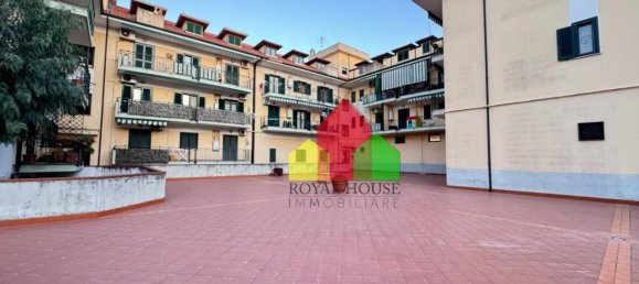 3-salle Penthouse à Giugliano in Campania, Italy No. 164701 3