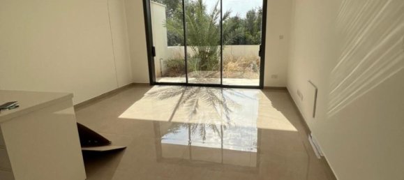 3 bedrooms Townhouse in Limassol, Cyprus No. 28440 4