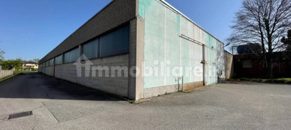 5 rooms Warehouse in Fagnano Olona, Italy No. 81241 2
