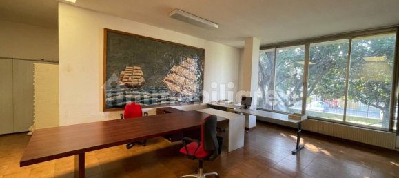 5 rooms Warehouse in Fagnano Olona, Italy No. 81241 3