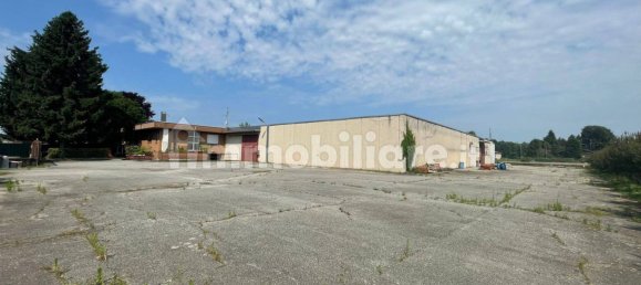 5 rooms Warehouse in Fagnano Olona, Italy No. 81241 47