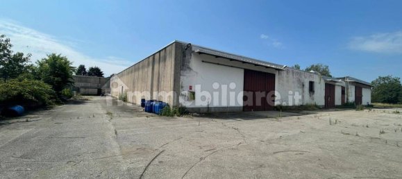 5 rooms Warehouse in Fagnano Olona, Italy No. 81241 21