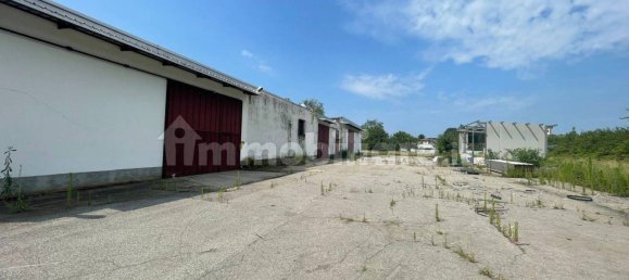 5 rooms Warehouse in Fagnano Olona, Italy No. 81241 23