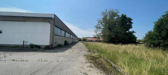 5 rooms Warehouse in Fagnano Olona, Italy No. 81241 7
