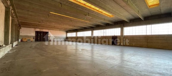 5 rooms Warehouse in Fagnano Olona, Italy No. 81241 18