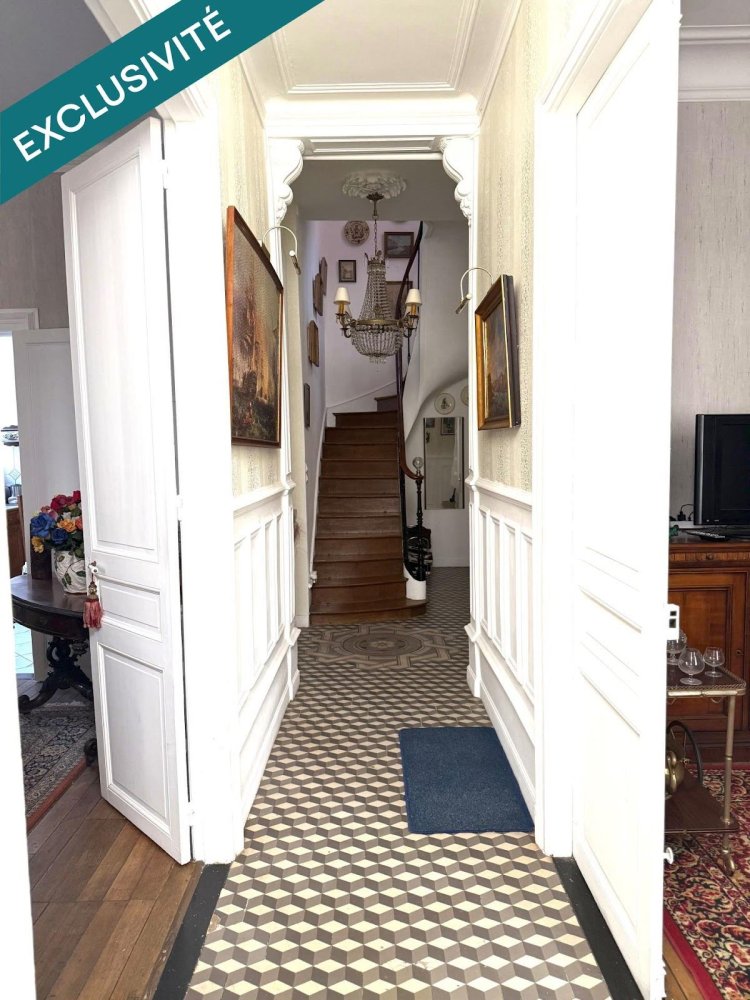 5 Schlafzimmer Haus in Saint-Quentin, France, Nr. 64424