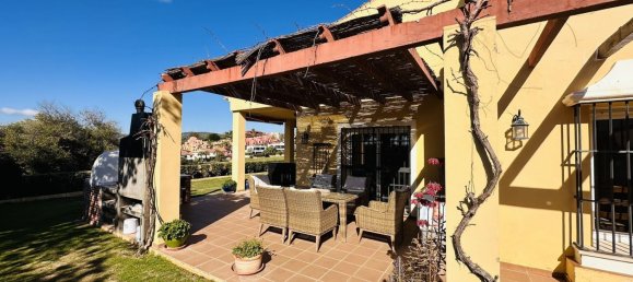 3 Schlafzimmer Doppelhaus in Manilva, Spain, Nr. 146646 5