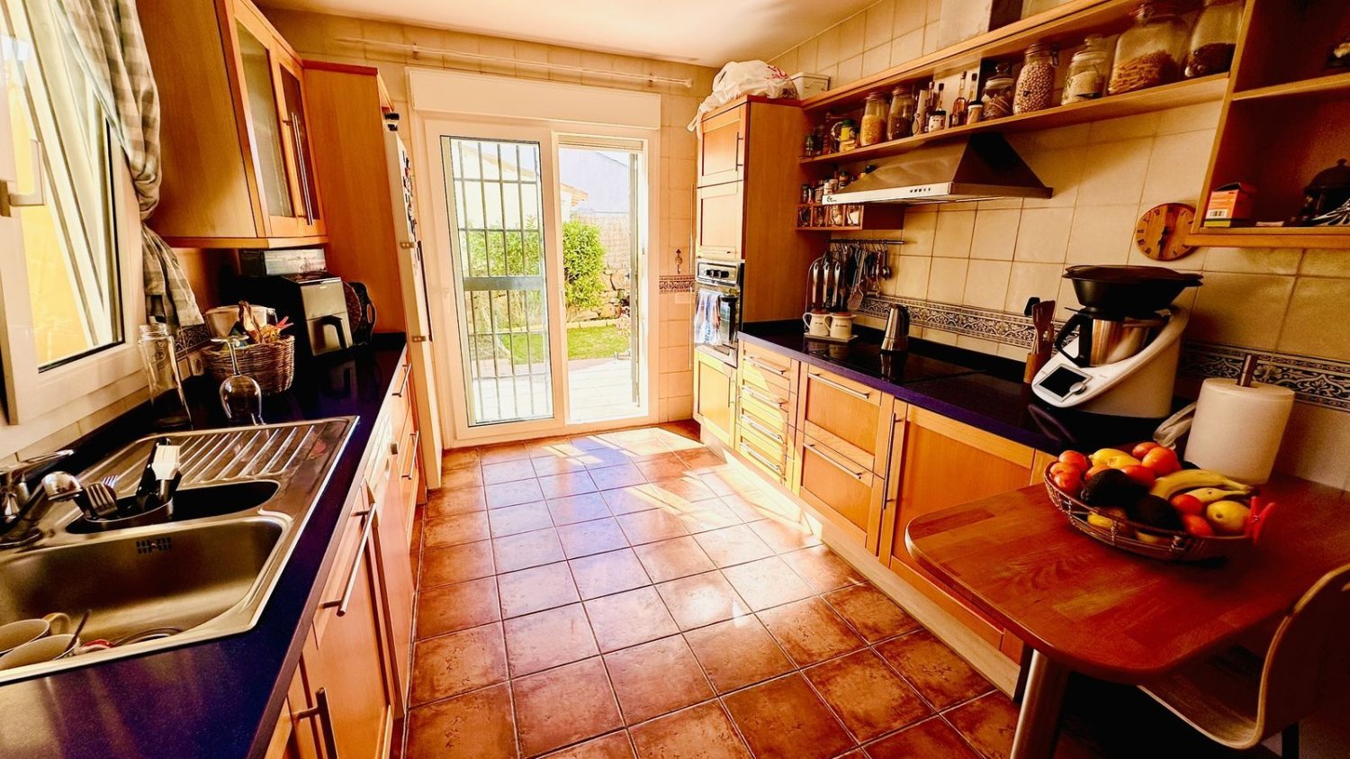 3 Schlafzimmer Doppelhaus in Manilva, Spain, Nr. 146646