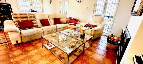 3 Schlafzimmer Doppelhaus in Manilva, Spain, Nr. 146646 11