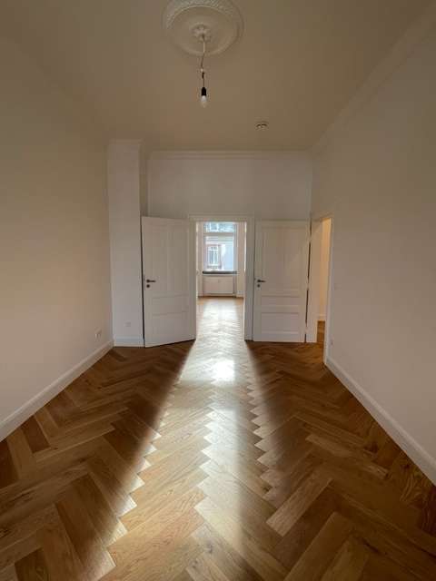 2 Schlafzimmer Wohnung in Frankfurt am Main, Germany, Nr. 315794