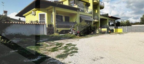 4 rooms Apartment in Rome, Italy No. 32782 23