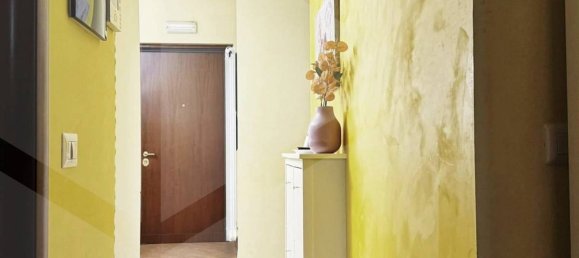 4 rooms Apartment in Rome, Italy No. 32782 7