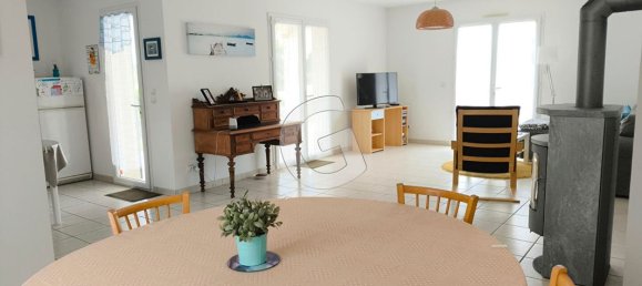 5 Schlafzimmer Haus in Le Champ-Saint-Pere, France, Nr. 107383 6