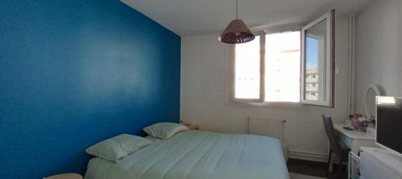 Apartamento de 3 dormitorios en Rive-de-Gier, France No. 316583 5