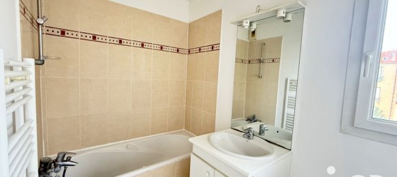 2 bedrooms Apartment in Alfortville, France No. 291513 8