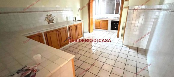 3 bedrooms Apartment in Palermo, Italy No. 349364 8