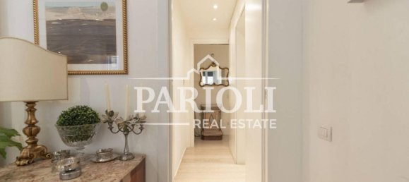 3 rooms Apartment in Rome, Italy No. 21569 11