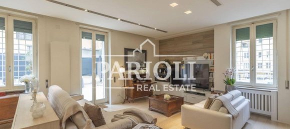 3 rooms Apartment in Rome, Italy No. 21569 3