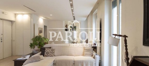 3 rooms Apartment in Rome, Italy No. 21569 4